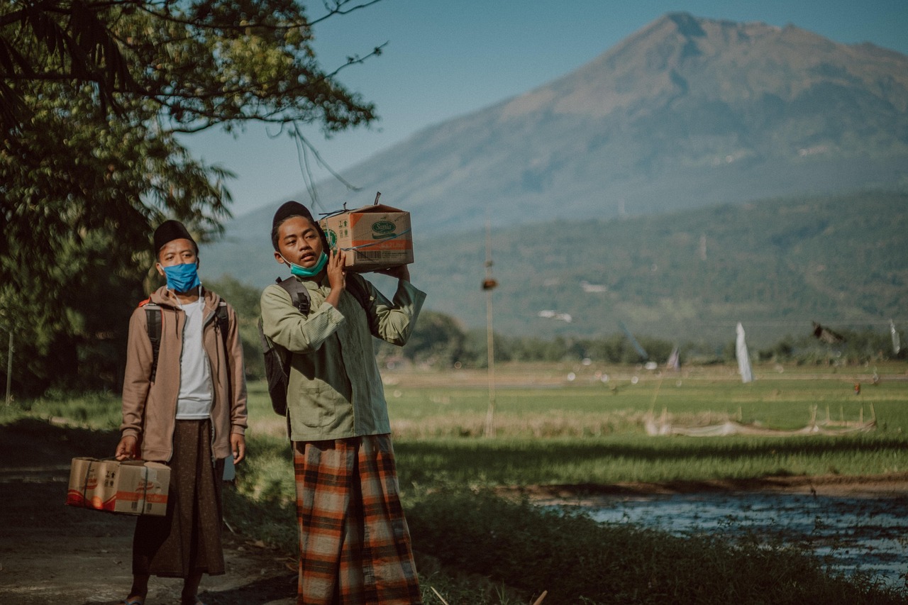 Peran Posyandu dalam Meningkatkan Layanan Kesehatan Ibu dan Anak di Cengkareng Barat